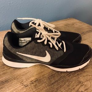 Nike Training Shoe, Women’s 8.5